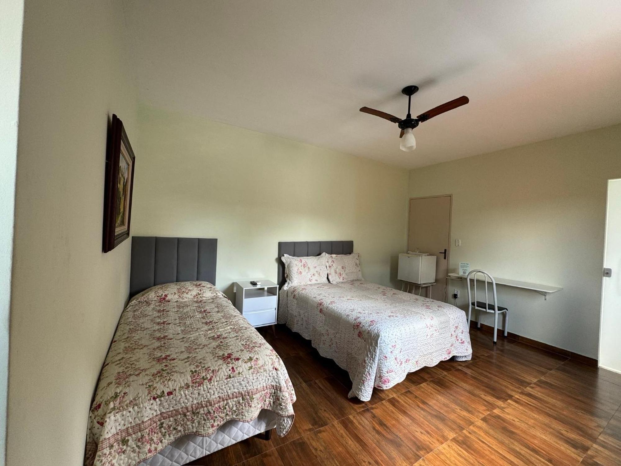 Pousada Familiar Vilage Bed & Breakfast Homestay Volta Redonda Exterior foto