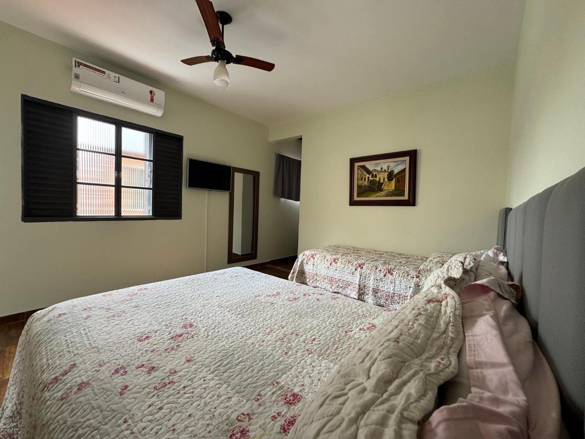 Pousada Familiar Vilage Bed & Breakfast Homestay Volta Redonda Exterior foto