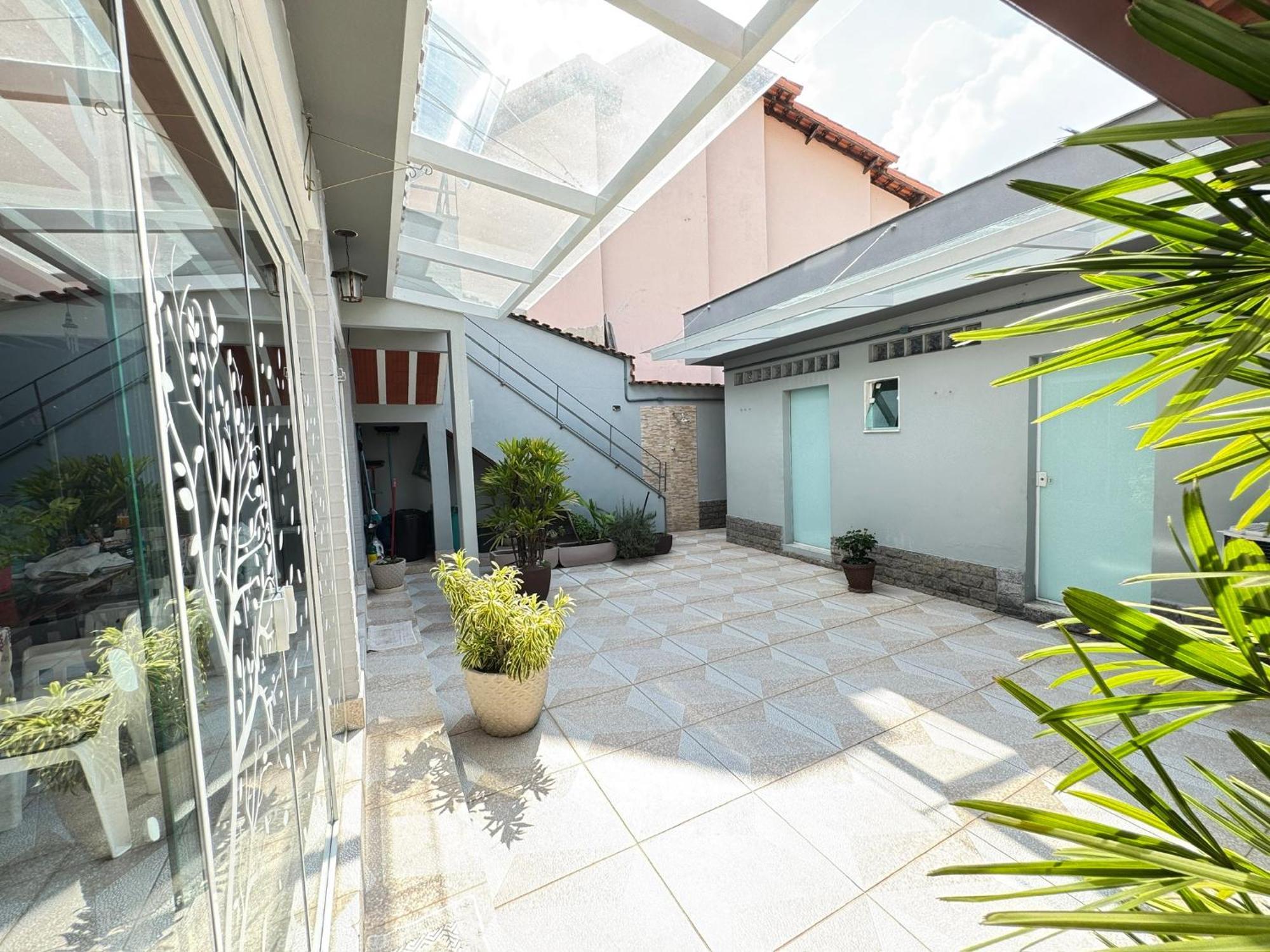 Pousada Familiar Vilage Bed & Breakfast Homestay Volta Redonda Exterior foto